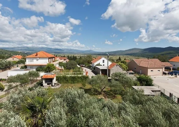 With Parking Spaces Drnis, Zagora - 12769 דירה *