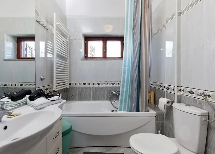 With Parking Spaces Drnis, Zagora - 12769 *